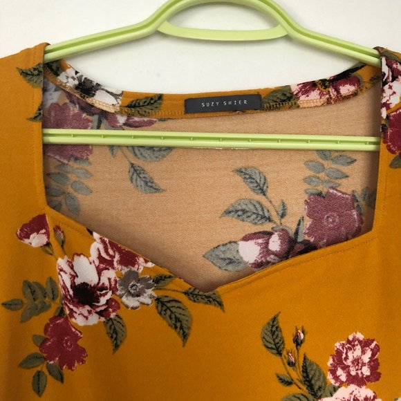 Mustard Yellow with floral design Suzy Shier size medium shirt mustard - Picture 2 of 9